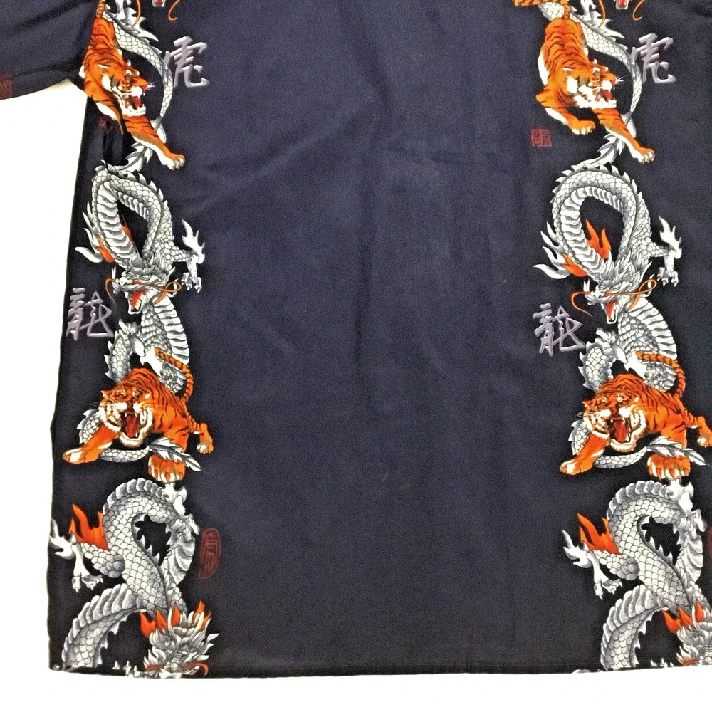 Canopy Mens XL Navy Blue Dragon Tiger Graphic Button Up Short Sleeve Camp Shirt‎